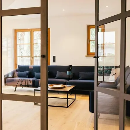 Semesterbostad Cloud 9a Comfortable Holiday Traunstein